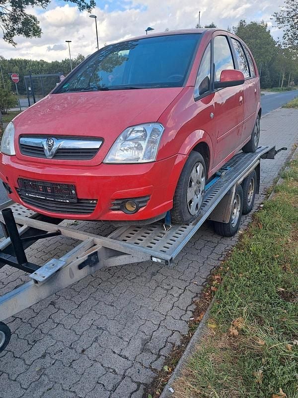 Rot Gebraucht 2007 Opel Meriva Van / Kleinbus | 290 € (Superpreis) - Bild 1/4