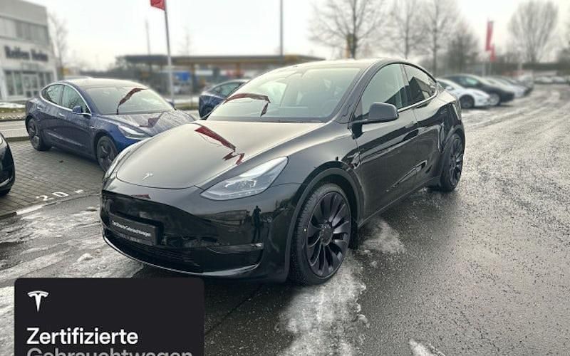 Schwarz Gebraucht 2022 Tesla Model Y Performance SUV | 35.700 € (Fairer Preis) - Bild 1/4