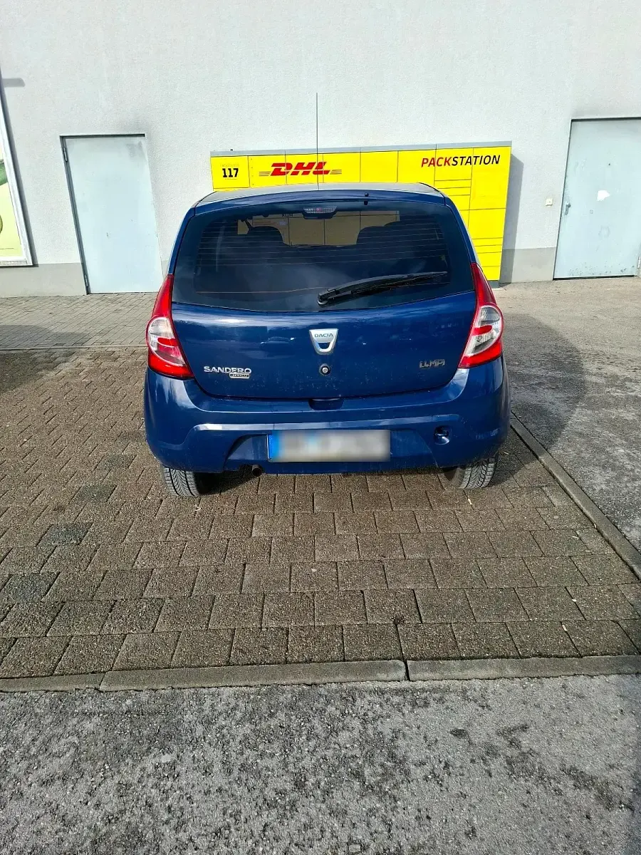 Gebraucht Dacia Sandero 80 PS (58 kW) 2009 Blau Kleinwagen