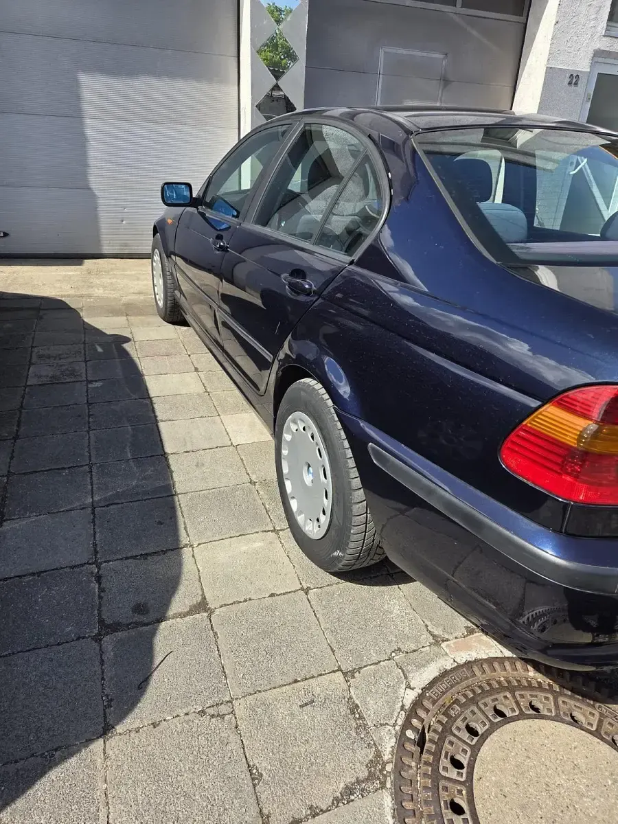 Gebraucht BMW 320 150 PS (110 kW) 2003 Limousine