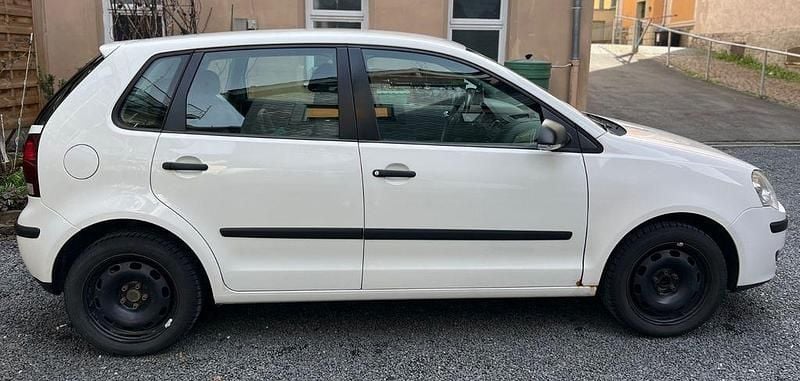 Gebraucht VW Polo Trendline 60 PS (44 kW) 2009 Weiß Kleinwagen