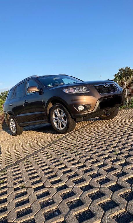 Braun Gebraucht 2010 Hyundai Santa Fe Premium SUV | 8.450 € (Fairer Preis) - Bild 1/4