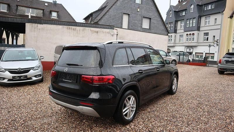 Gebraucht Mercedes GLB200 150 PS (110 kW) 2023 Nachtschwarz  unilack (metallic) SUV