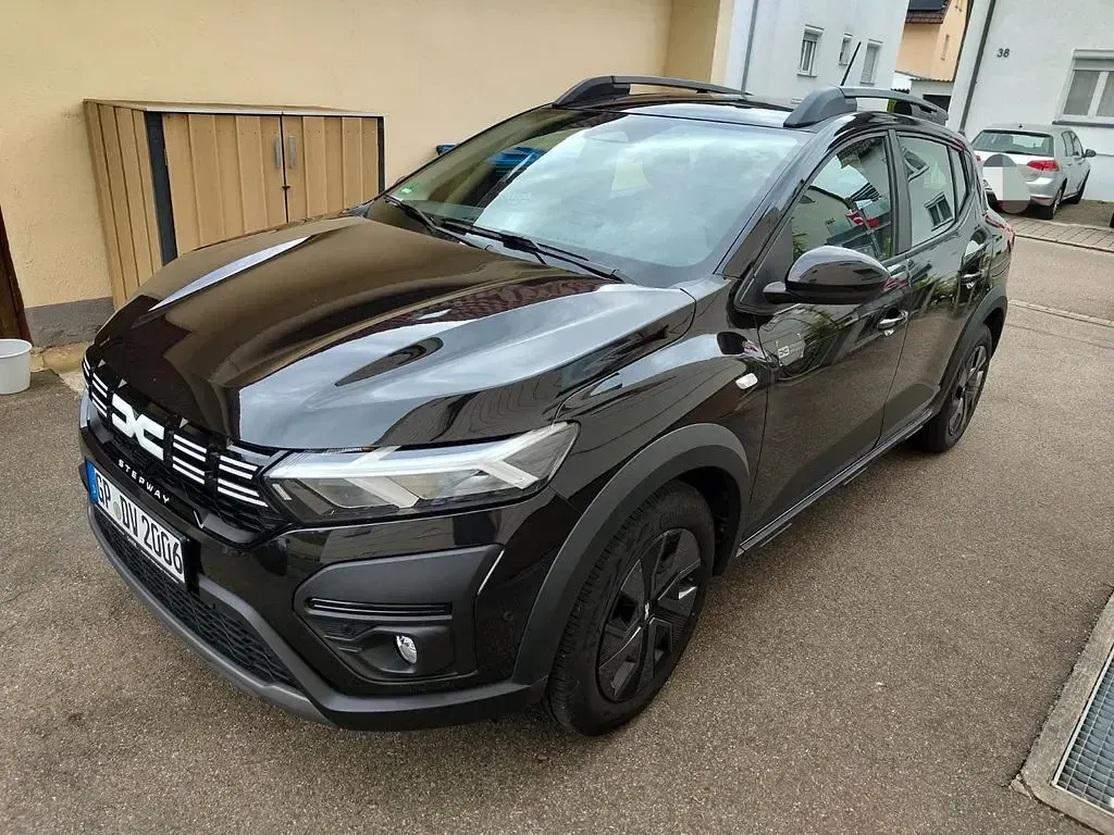 Gebraucht Dacia Sandero Expression 91 PS (66 kW) 2025 Schwarz Limousine