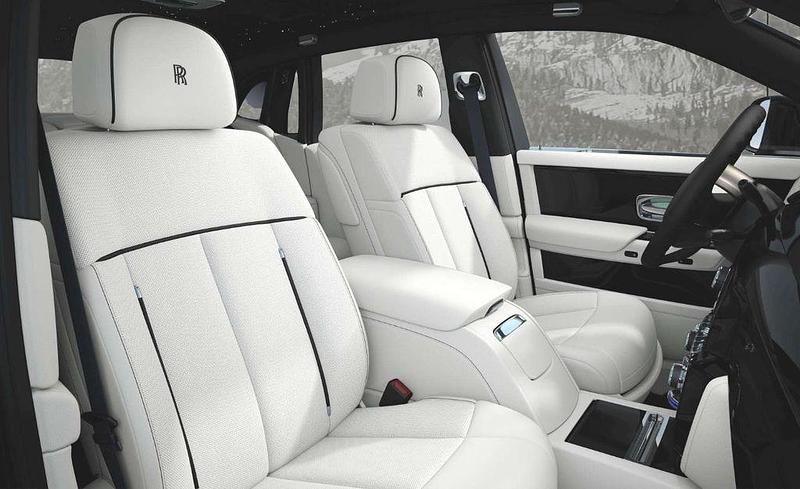 Neu Rolls Royce Phantom 563 PS (414 kW) 2026 Schwarz Limousine