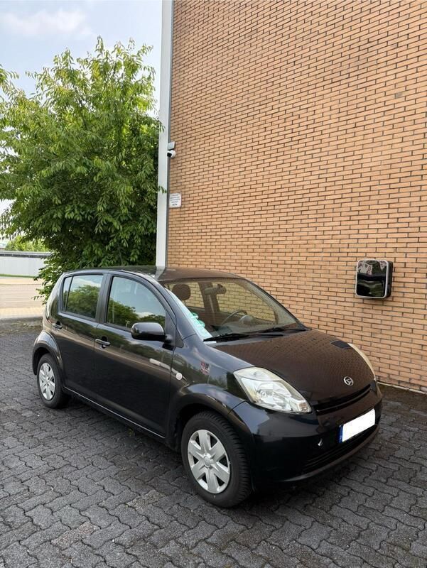 Schwarz Gebraucht 2007 Daihatsu Sirion Kleinwagen | 4.800 € (Fairer Preis) - Bild 1/4