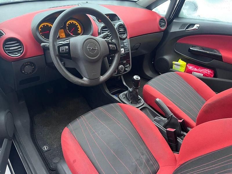 Gebraucht Opel Corsa Sport 80 PS (58 kW) 2008 Schwarz Kleinwagen