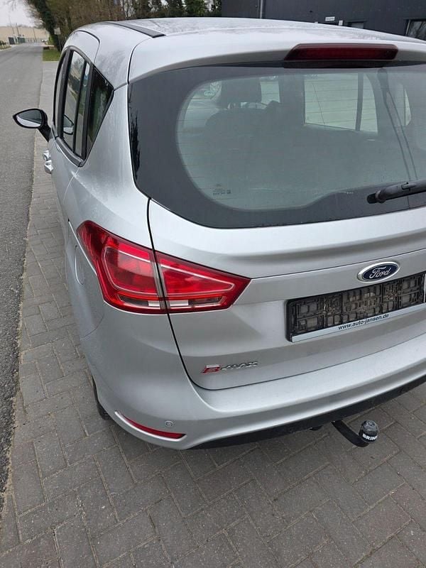 Gebraucht Ford B-MAX 125 PS (91 kW) 2016 Van / Kleinbus