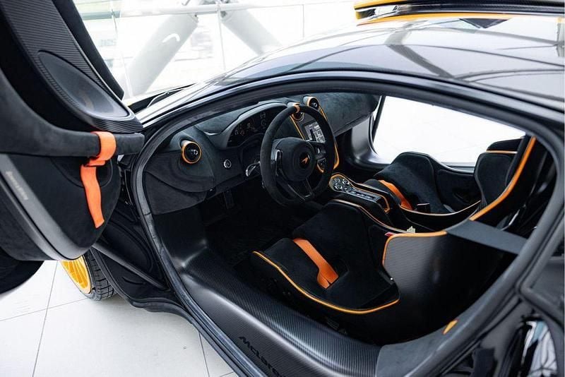 Gebraucht McLaren 620R 620 PS (456 kW) 2020 Schwarz Coupé