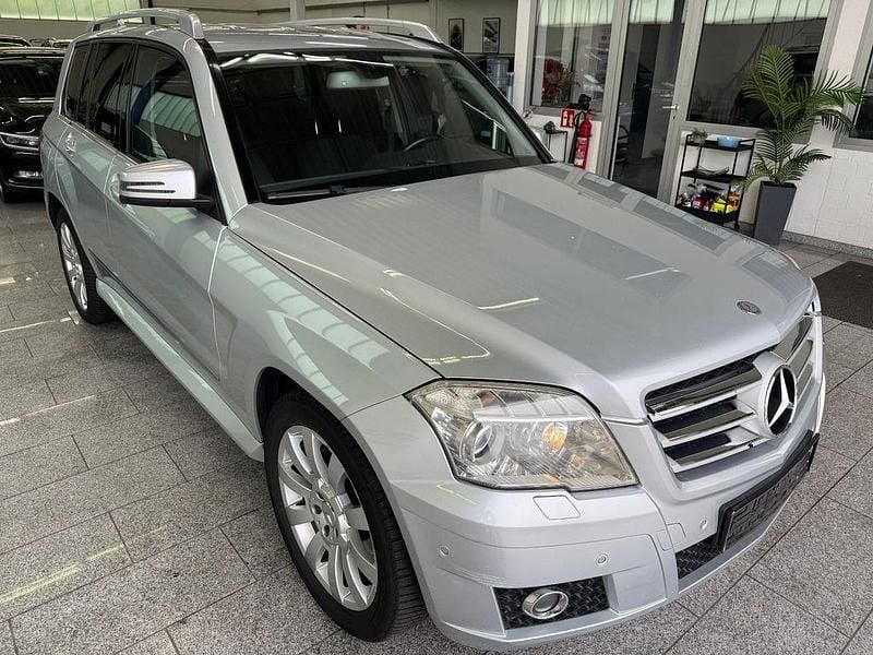 Gebraucht Mercedes GLK320 224 PS (164 kW) 2008 Iridiumsilber SUV