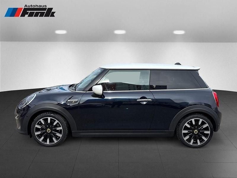 Gebraucht Mini Cooper SE 135 kW (184 PS) 2021 Enigmatic black Kleinwagen