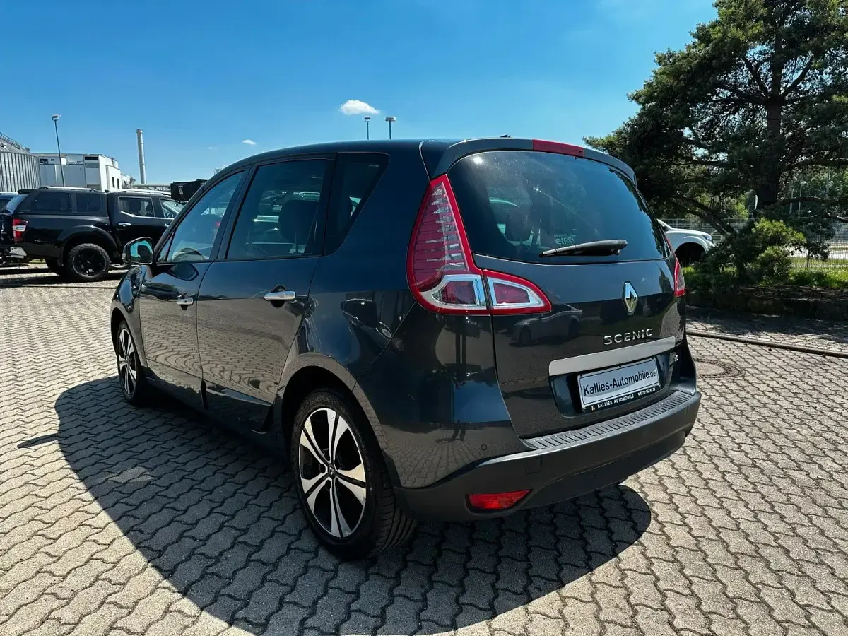 Gebraucht Renault Scénic III Bose Edition 131 PS (96 kW) 2012 Grau Van / Kleinbus