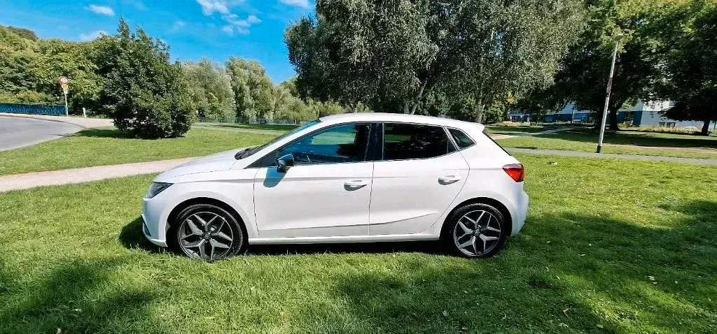 Gebraucht Seat Ibiza 90 PS (66 kW) 2019 Weiß Kleinwagen