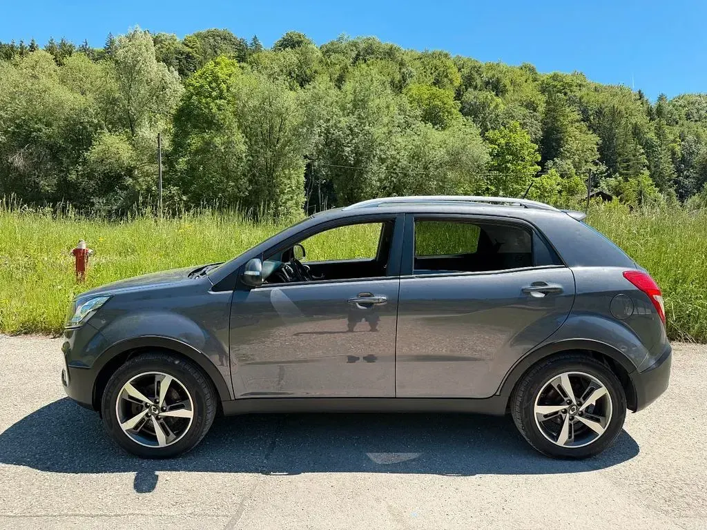 Gebraucht SsangYong Korando Quartz 178 PS (130 kW) 2018 Grau SUV