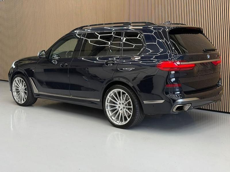 Second-hand BMW X7 Performance 400 CP (294 kW) 2019 Negru SUV