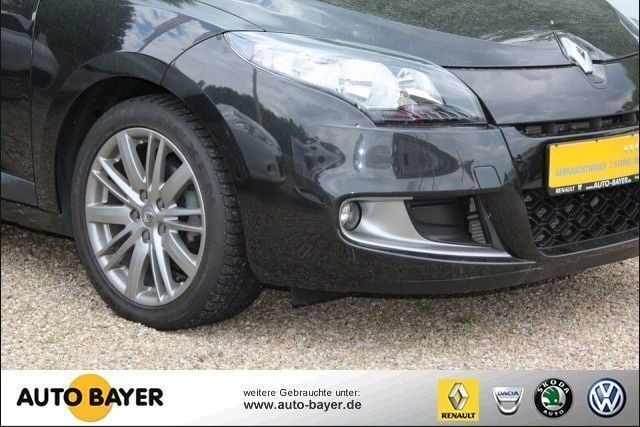 Gebraucht Renault Mégane GrandTour Dynamique 140 PS (102 kW) 2010 Schwarz metallic Kombi