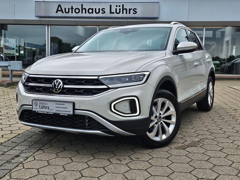 Grau Gebraucht 2024 VW T-Roc Style SUV | 29.373 € (Fairer Preis) - Bild 1/4