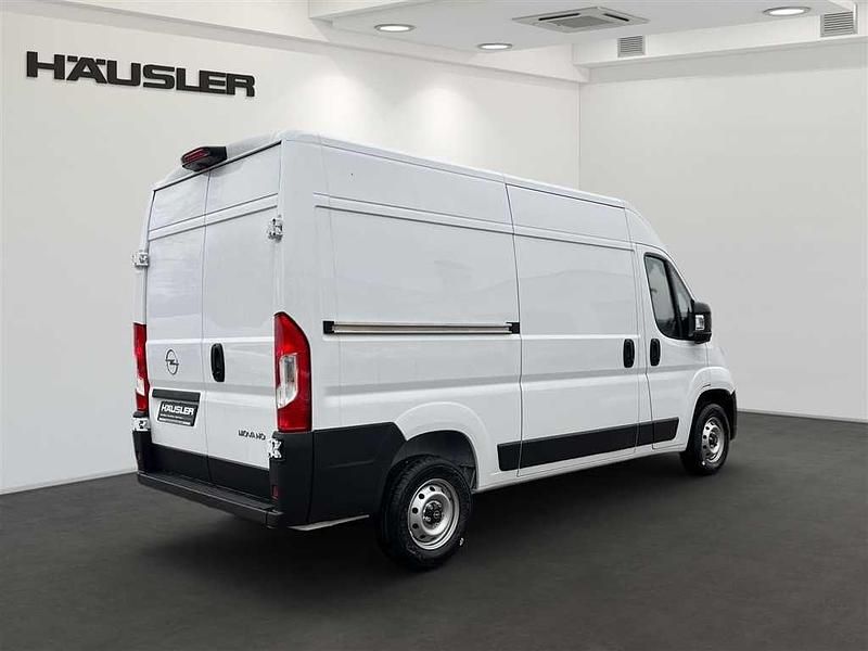 Gebraucht Opel Movano 140 PS (102 kW) 2024 Weiß Van