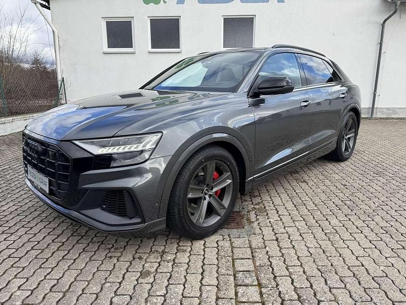 Gebraucht Audi Q8 S-Line 381 PS (280 kW) 2022 Daytonagrau perleffekt SUV