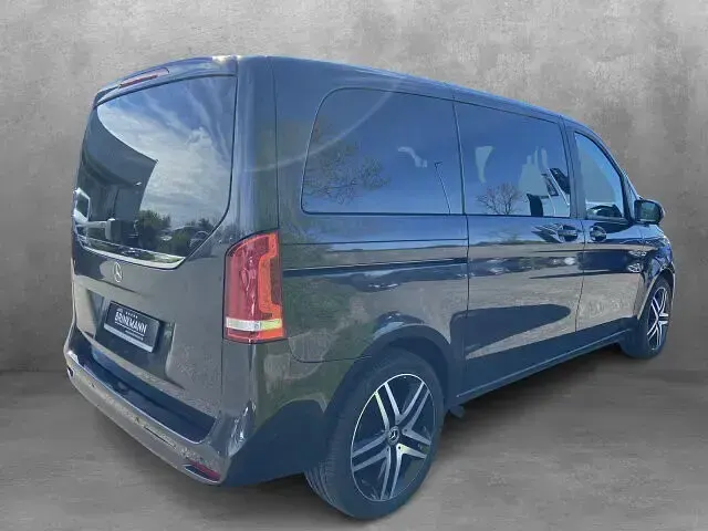 Gebraucht Mercedes V300 Edition 237 PS (174 kW) 2023 Graphitgrau Van / Kleinbus