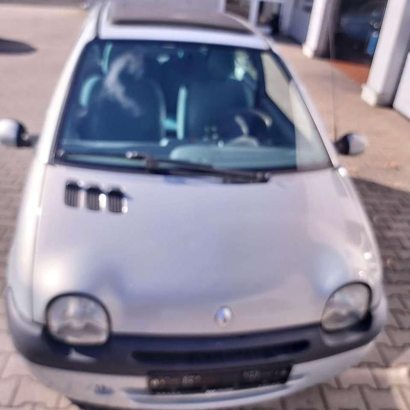 Grau Gebraucht 2004 Renault Twingo Kleinwagen | 1.299 € - Bild 1/4