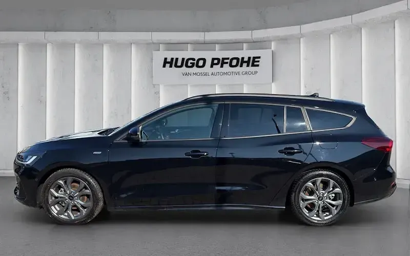 Gebraucht Ford Focus ST-Line X 155 PS (114 kW) 2024 Schwarz Kombi