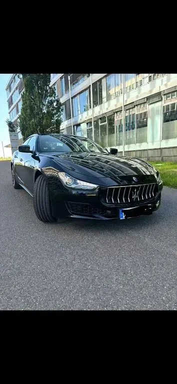 Gebraucht Maserati Ghibli 275 PS (202 kW) 2020 Schwarz Limousine