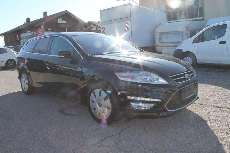 Gebraucht Ford Mondeo 116 PS (85 kW) 2012 Schwarz Limousine