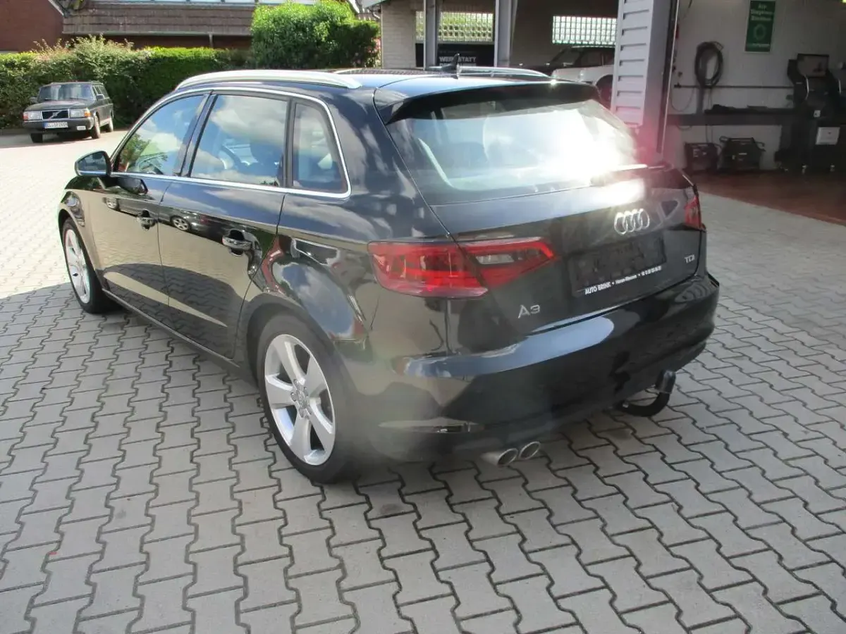 Gebraucht Audi A3 Ambition 150 PS (110 kW) 2016 Mythosschwarz metallic Kleinwagen