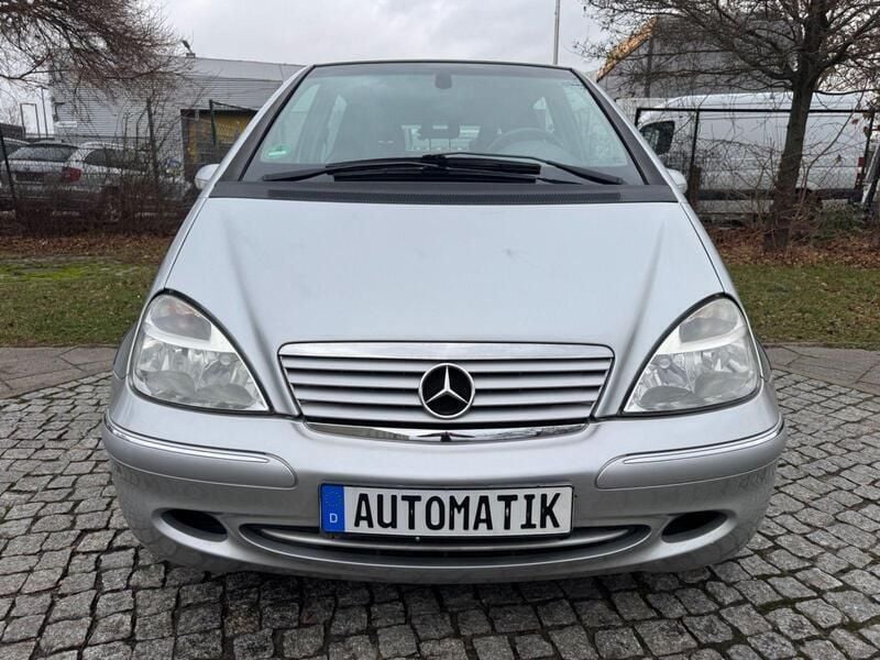 Silber Gebraucht 2004 Mercedes A160 Kleinwagen | 3.590 € (Teuer) - Bild 1/4