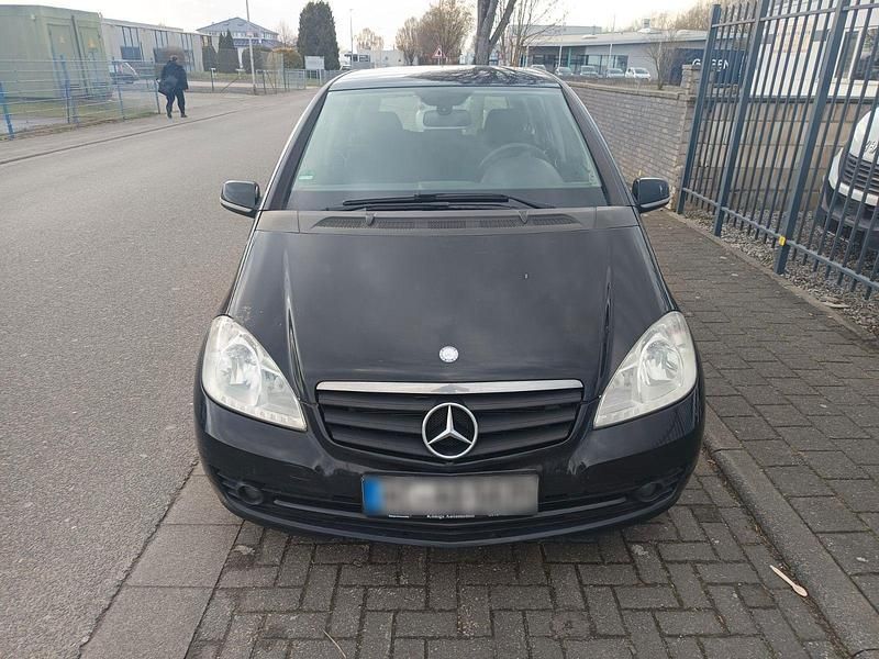 Gebraucht Mercedes A150 95 PS (69 kW) 2008 Schwarz Kleinwagen