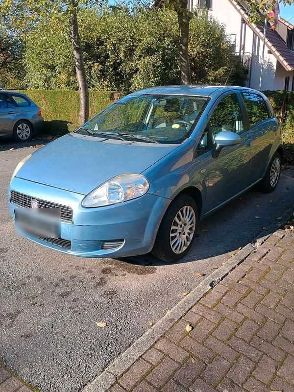 Blau Gebraucht 2009 Fiat Punto Kleinwagen | 1.150 € (Guter Preis) - Bild 1/4