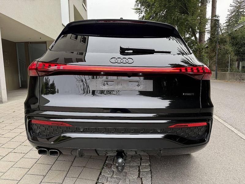 Neu Audi Q5 S-Line 204 PS (150 kW) 2026 Schwarz SUV