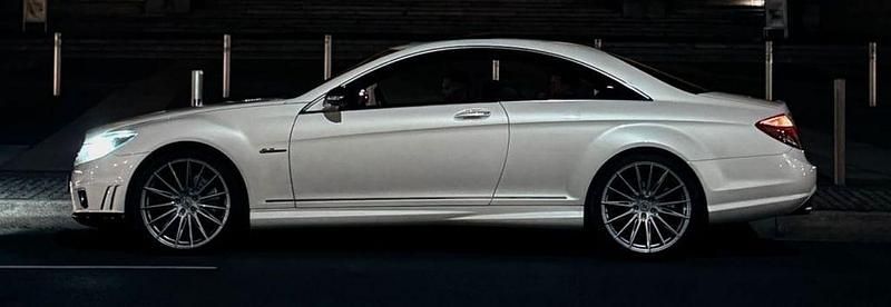 Weiß Gebraucht 2009 Mercedes CL63 AMG AMG Coupé | 29.900 € (Fairer Preis) - Bild 1/4
