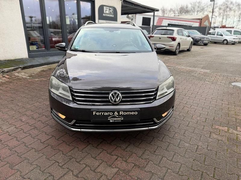 Gebraucht VW Passat Highline 140 PS (102 kW) 2011 Braun Kombi