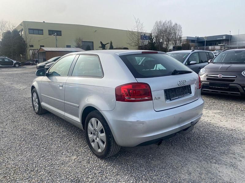 Gebraucht Audi A3 Attraction 102 PS (75 kW) 2008 Silber Kleinwagen