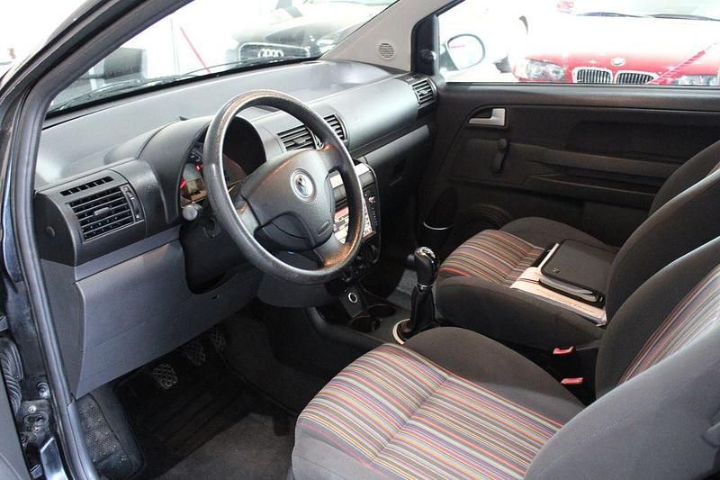 Usata VW Fox 54 CV (39 kW) 2007 Nero Utilitaria