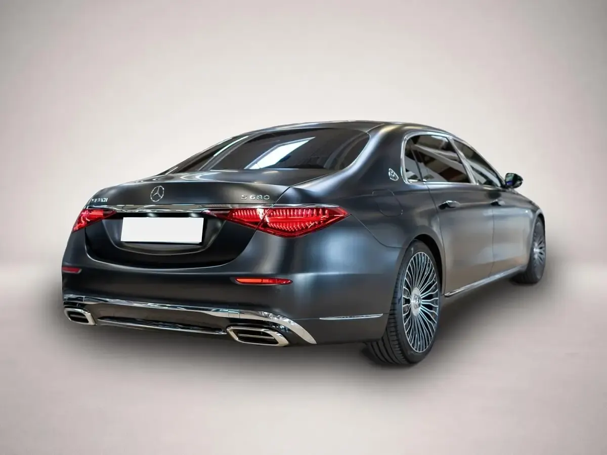 Gebraucht Mercedes S680 612 PS (450 kW) 2023 Manufacturer Limousine