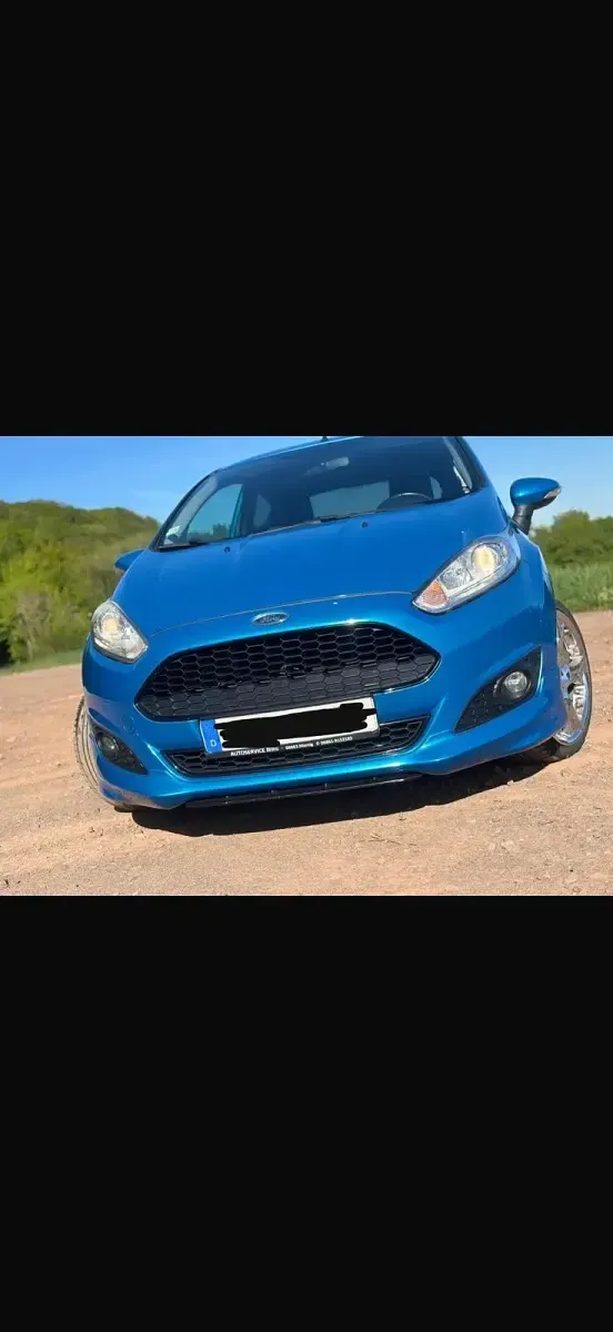 Gebraucht Ford Fiesta 120 PS (88 kW) 2014 Blau Kleinwagen