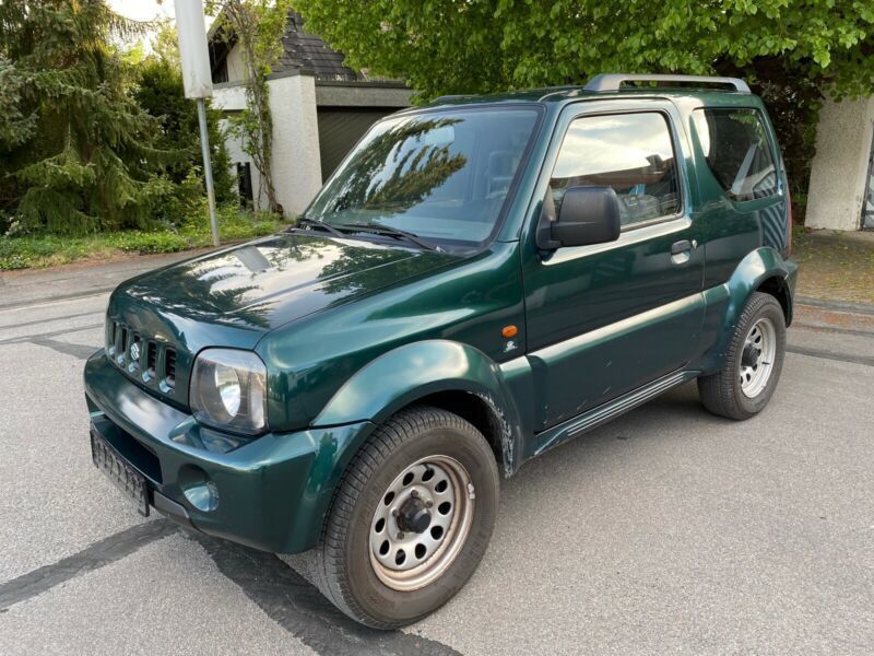 Verkauft Suzuki Jimny 4WD, gebraucht 1999, 116.000 km in