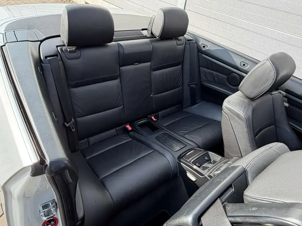 Gebraucht BMW 320 Cabriolet Performance 170 PS (125 kW) 2009 Silber Cabrio