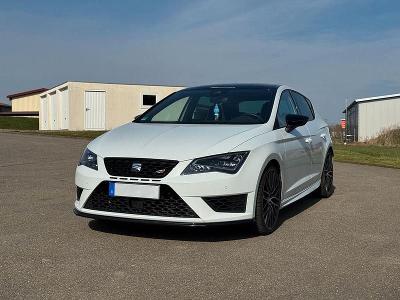 Gebraucht Seat Leon Cupra 290 290 PS (213 kW) 2016 Weiß Limousine
