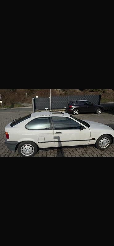 Gebraucht BMW 316 102 PS (75 kW) 1995 Grau Coupé