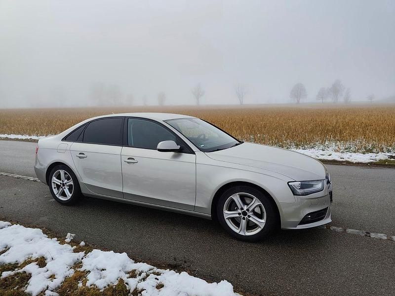 Gebraucht Audi A4 Ambition 211 PS (155 kW) 2012 Silber Limousine
