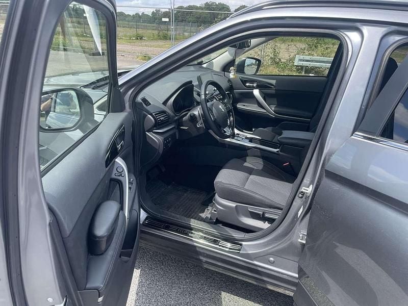 Gebraucht Mitsubishi Eclipse Cross Basis 98 PS (72 kW) 2022 Grau SUV