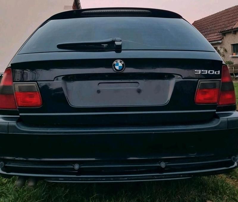 Gebraucht BMW 330 Shadowline 204 PS (150 kW) 2004 Schwarz Kombi