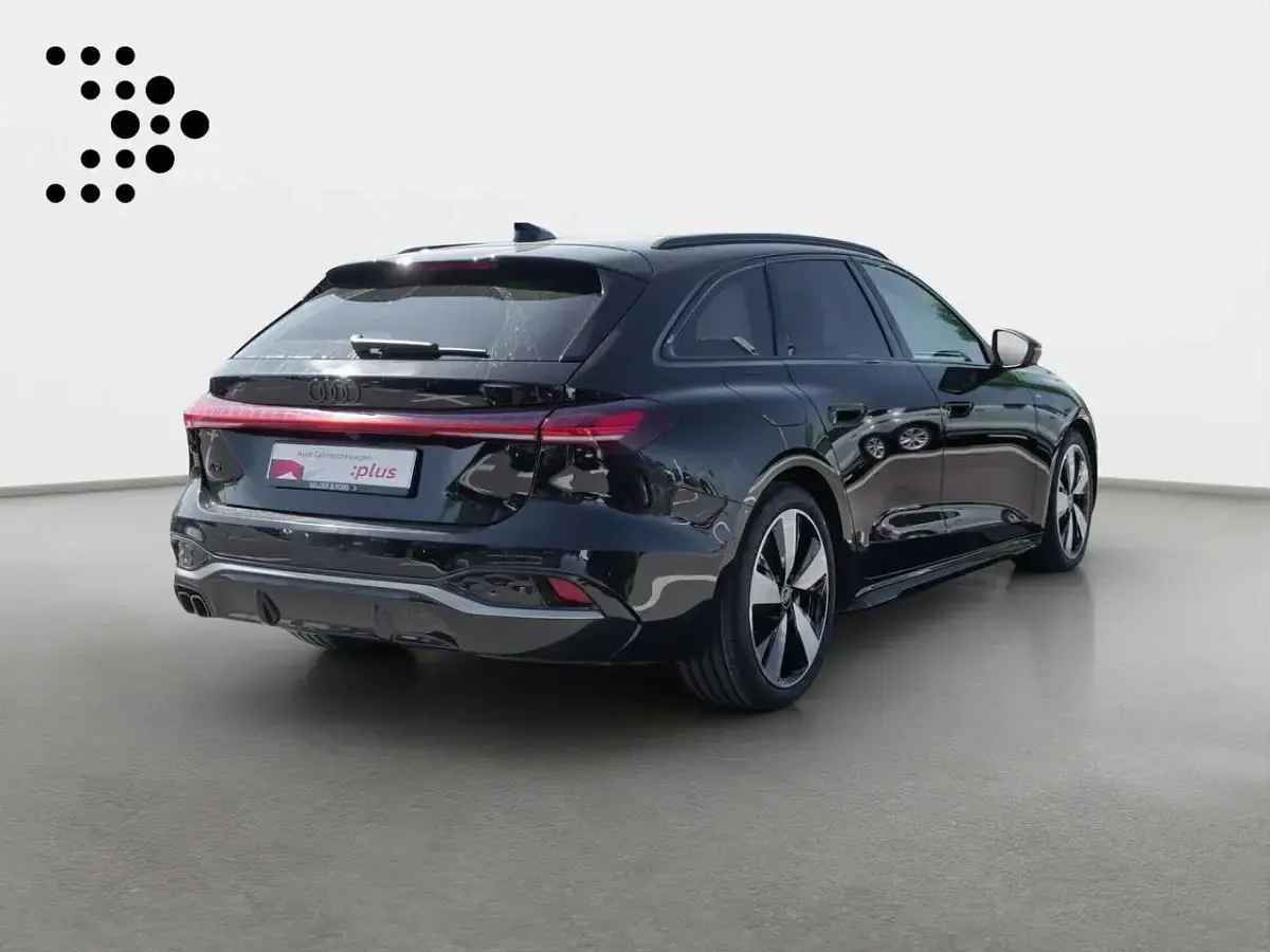 Gebraucht Audi A5 Ambiente 204 PS (150 kW) 2025 Mythosschwarz metallic Kombi