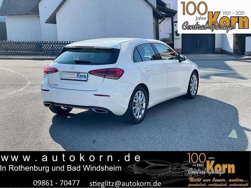 Gebraucht Mercedes A180 Progressive 136 PS (100 kW) 2021 Polarweiß Limousine