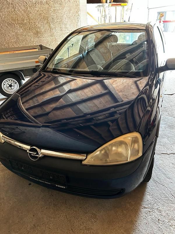 Blau Gebraucht 2003 Opel Corsa Kleinwagen | 300 € (Superpreis) - Bild 1/4