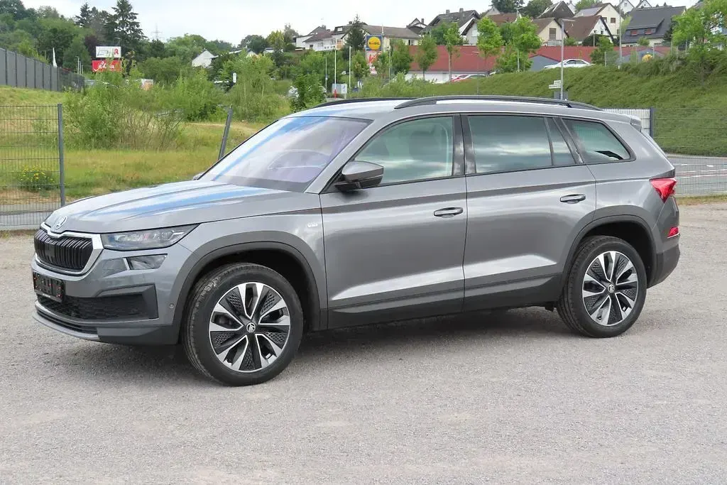 Gebraucht Skoda Kodiaq Tour 200 PS (147 kW) 2022 Graphite grau SUV